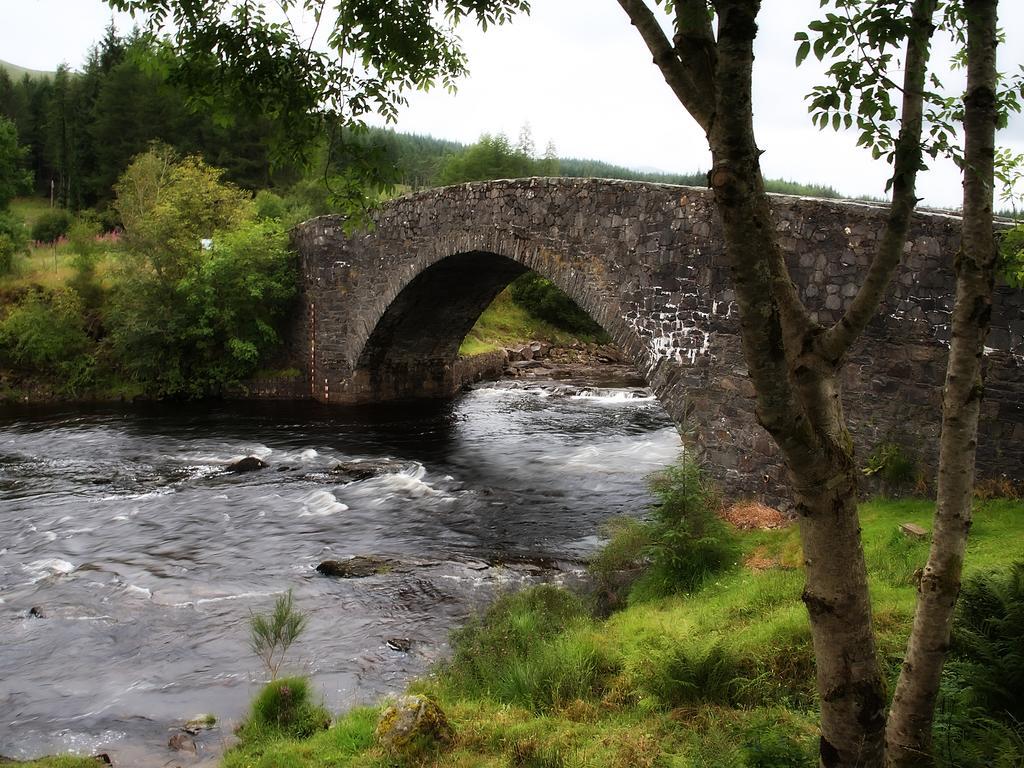Bridge Of Orchy Hotel Kültér fotó